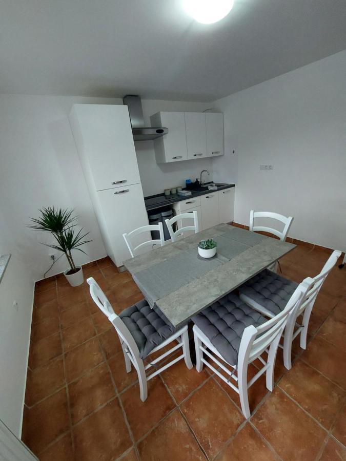 Apartma Sandi Sentilj Exterior photo